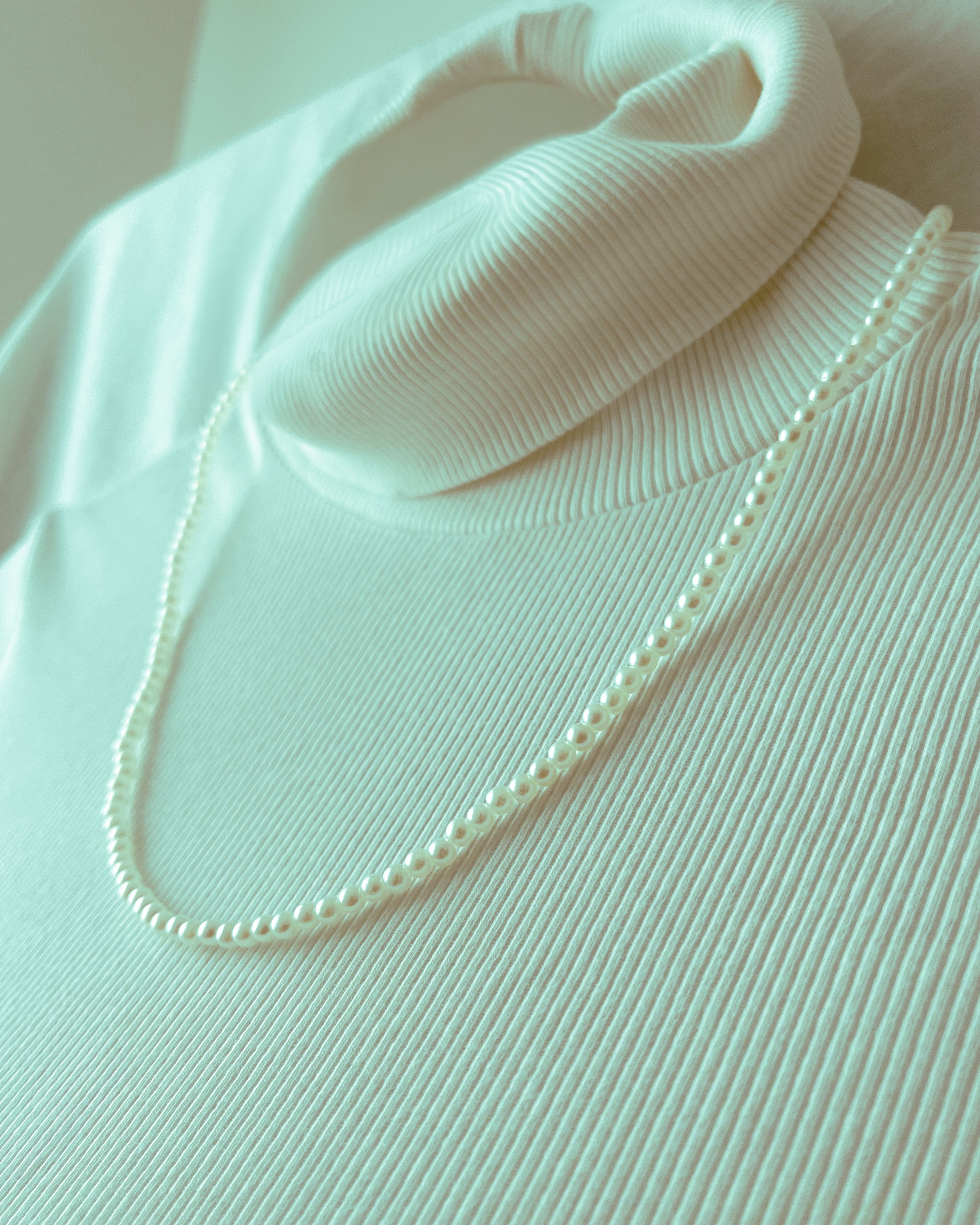 Colar de Pérolas Cloud Simples